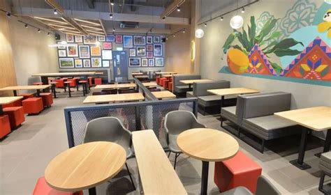 jollibee leicester halal|Inside new Leicester branch of Philippines fast food .